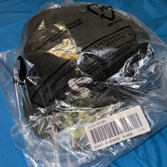 Supreme Gold Cross S Logo New Era🆕 - Picture 5 of 7